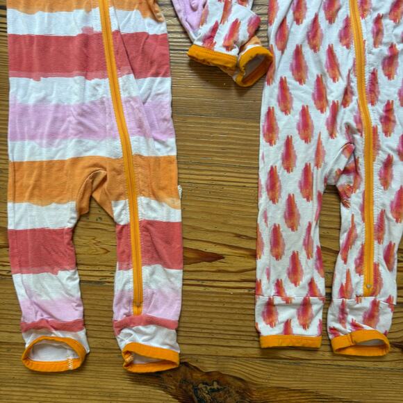 Kozi & Co orange red pattern bamboo full zip bodysuit pajamas SIZE 6-12M - Picture 4 of 7